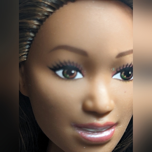 Barbie Beach Doll AA Kim Face White Swimsuit Floral 2017 Cleaned/Styled Washed - Picture 6 of 12